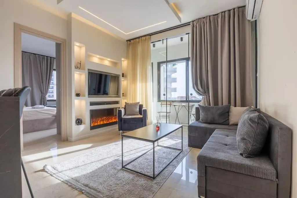 Out Of Stone Suite - Thessaloniki Διαμέρισμα 2 Υπνοδωματίων -Πλατεία Δημοκρατίας Apartment
