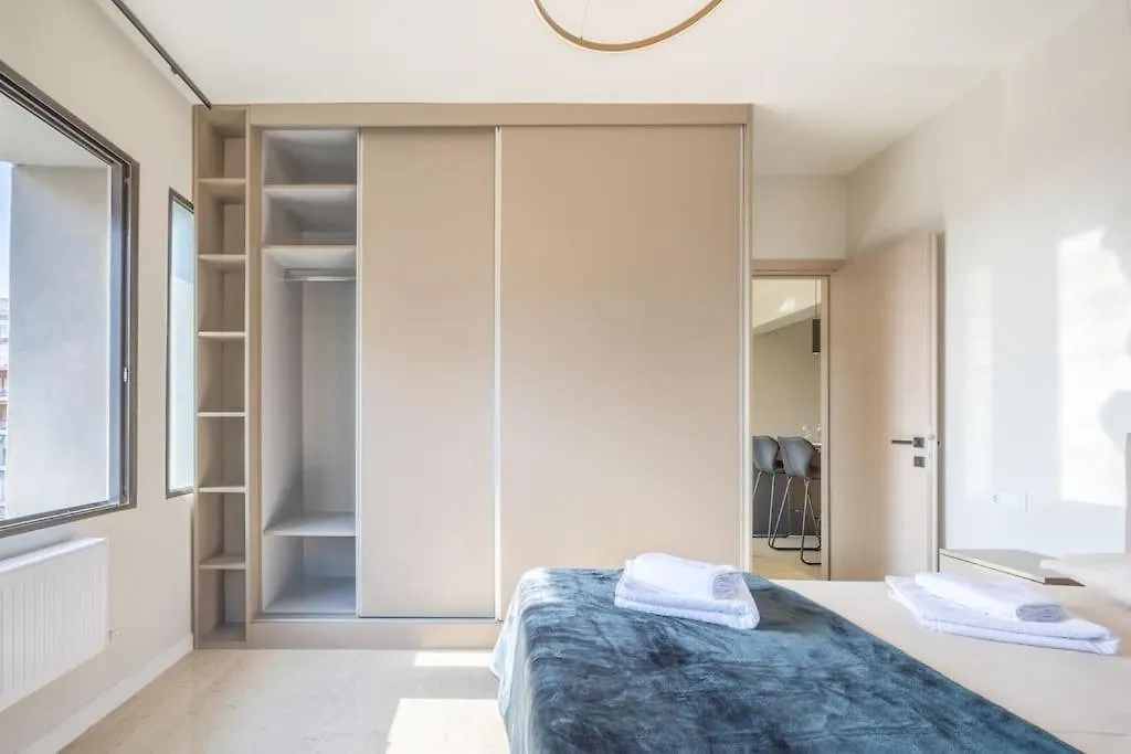 Out Of Stone Suite - Thessaloniki Διαμέρισμα 2 Υπνοδωματίων -Πλατεία Δημοκρατίας