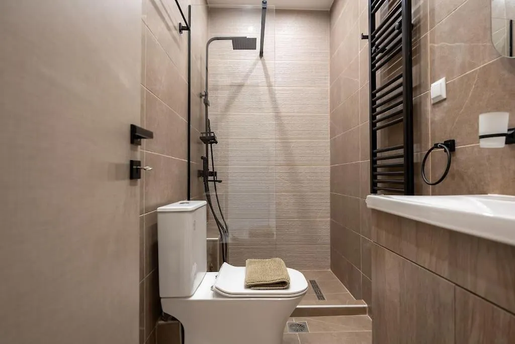 Out Of Stone Suite - Thessaloniki Διαμέρισμα 2 Υπνοδωματίων -Πλατεία Δημοκρατίας Apartment