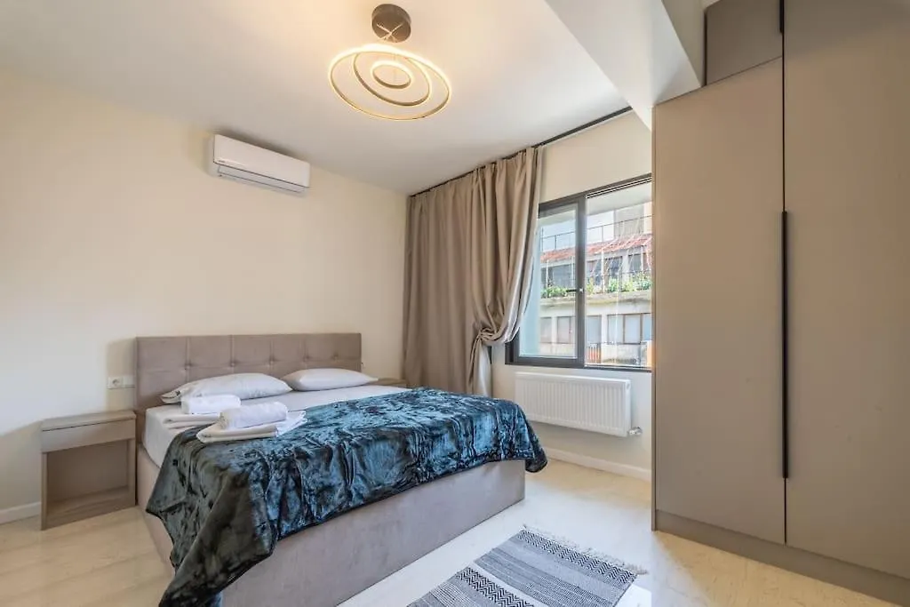 Out Of Stone Suite - Thessaloniki Διαμέρισμα 2 Υπνοδωματίων -Πλατεία Δημοκρατίας