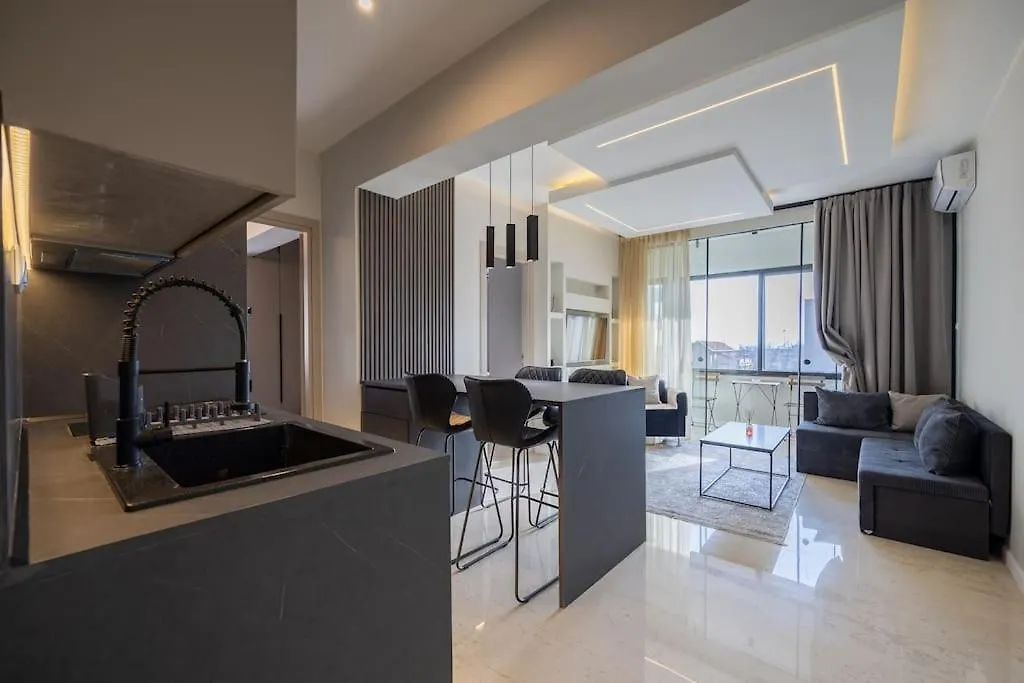 Out Of Stone Suite - Thessaloniki Διαμέρισμα 2 Υπνοδωματίων -Πλατεία Δημοκρατίας