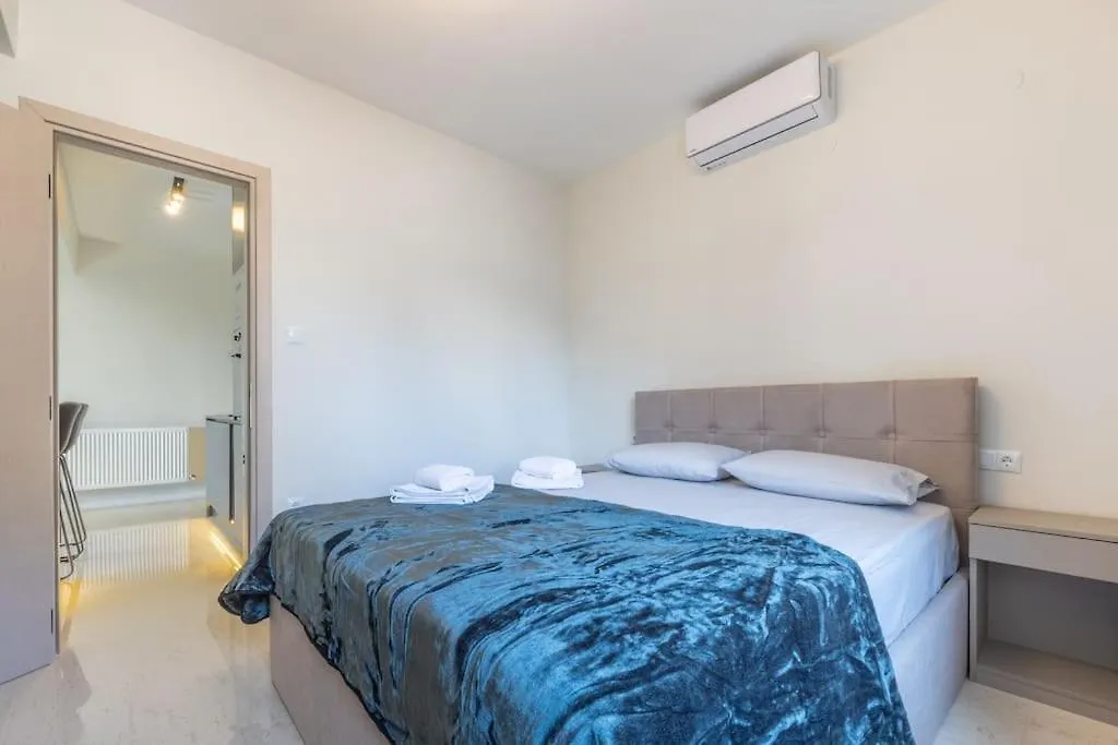 Apartment Out Of Stone Suite - Thessaloniki Διαμέρισμα 2 Υπνοδωματίων -Πλατεία Δημοκρατίας Griechenland